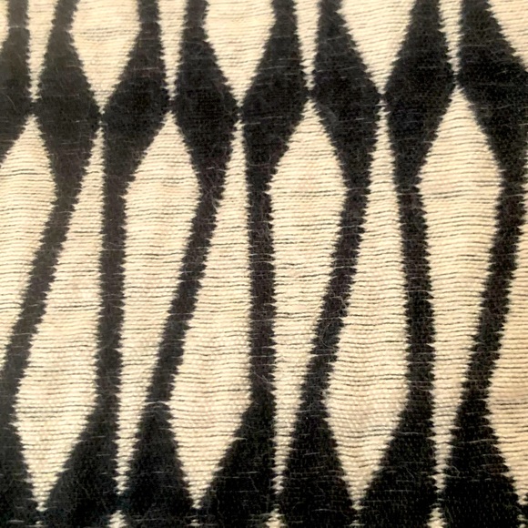 JOE FRESH Black White Pattern Shorts - Size 6 - Picture 5 of 6